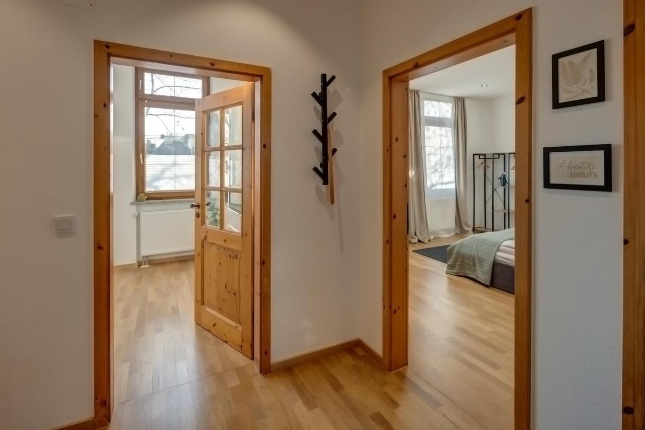 Kaza Guesthouse, Centrally Located 2 & 3 Bedroom Apartments In Аугсбург Экстерьер фото