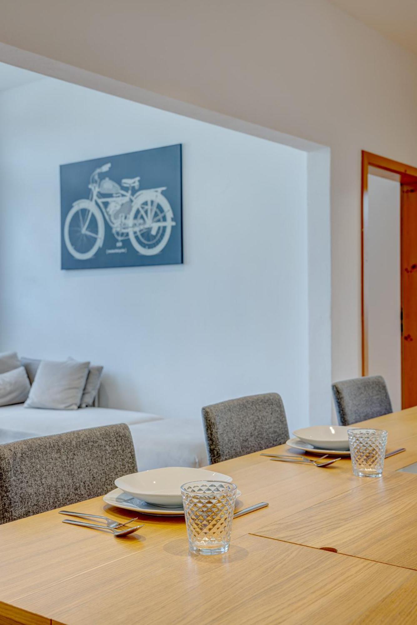 Kaza Guesthouse, Centrally Located 2 & 3 Bedroom Apartments In Аугсбург Экстерьер фото